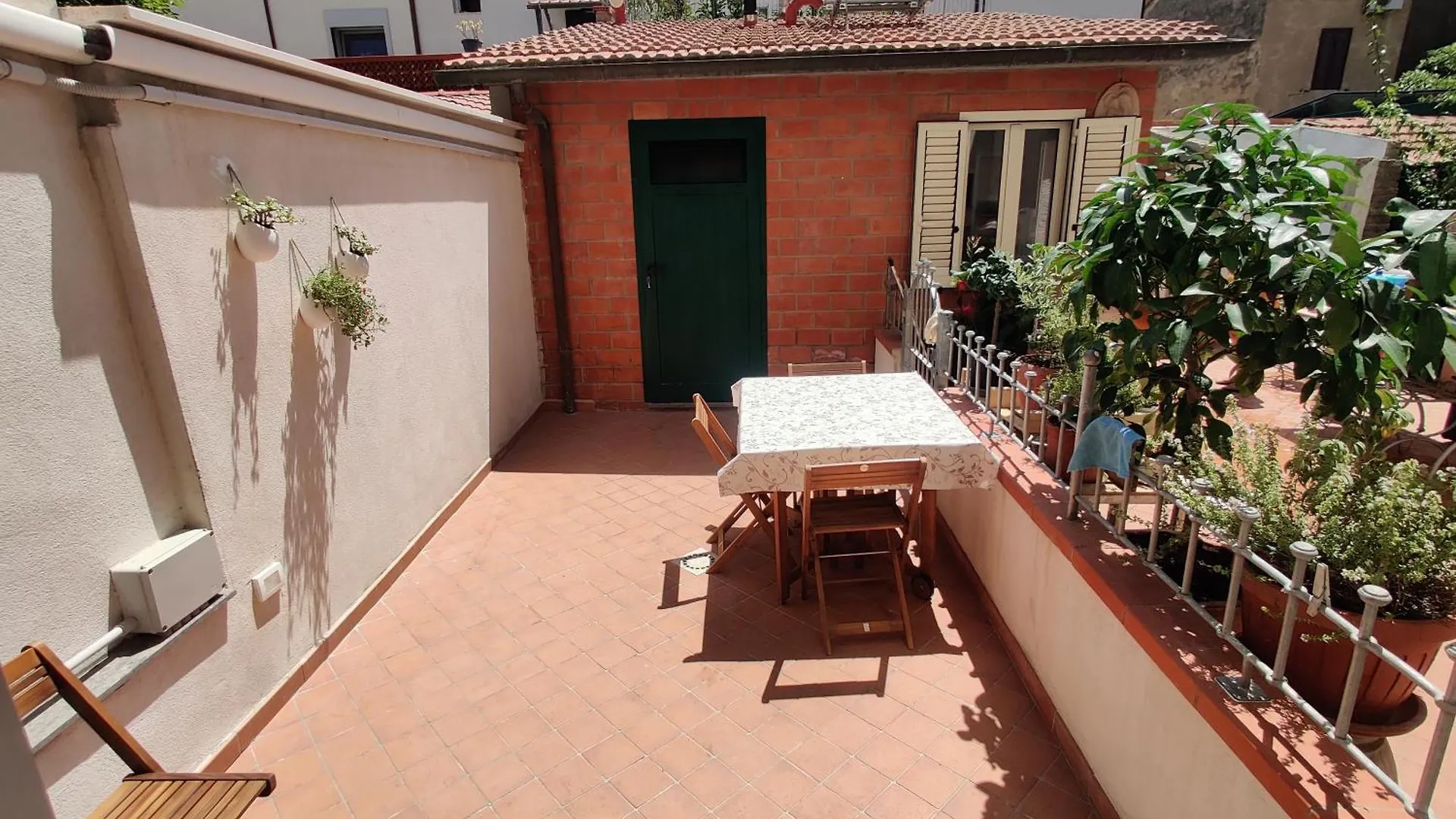 Follonica Lodging Apartment Italy